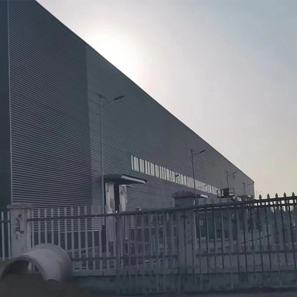 鋼結構廠房搭建外立面