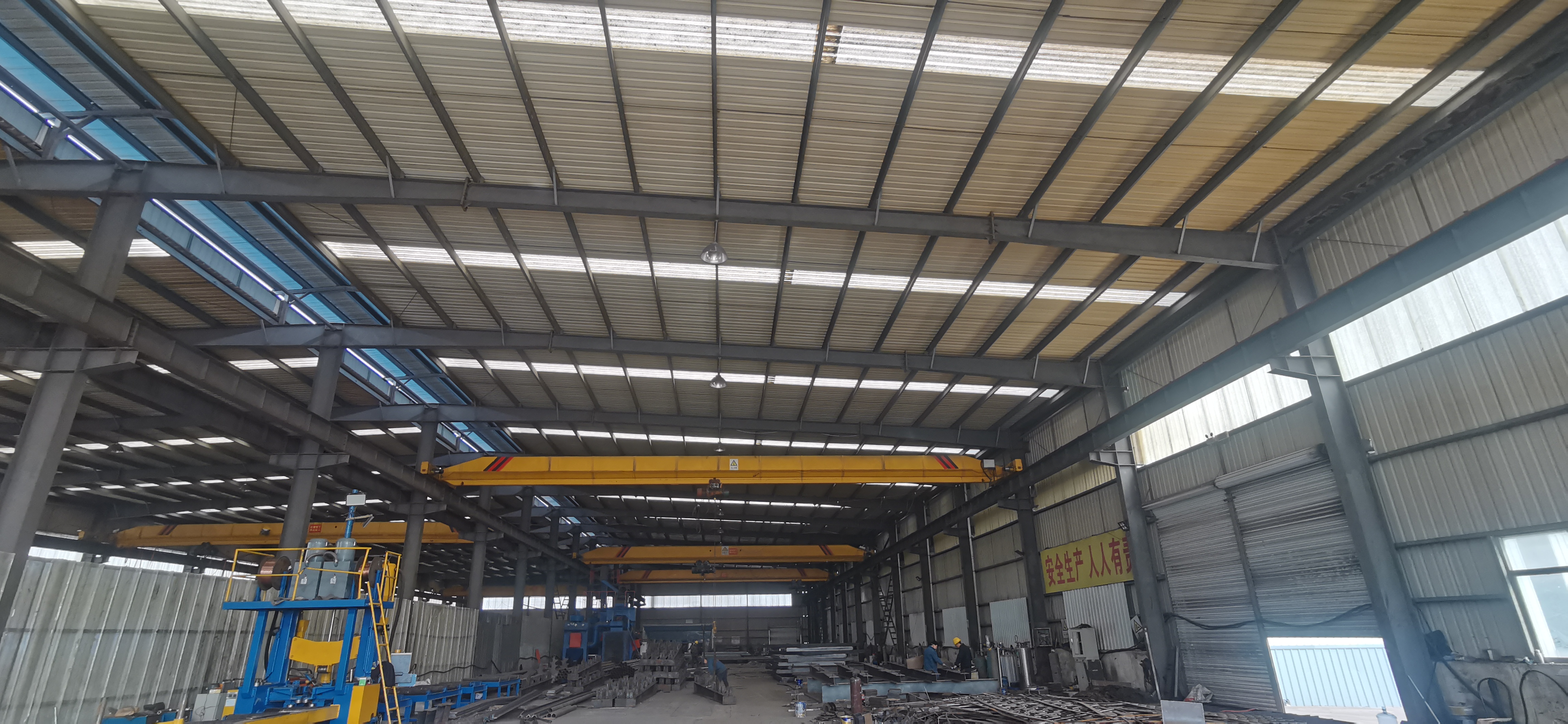 鋼結(jié)構(gòu)工業(yè)廠(chǎng)房安裝
